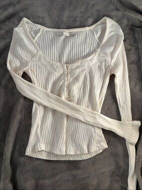 T.J.Maxx Cream Ribbed Lace-Trim Long Sleeve Henley Top